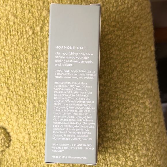 Restoring Face Serum Hormone Free - Picture 3 of 4